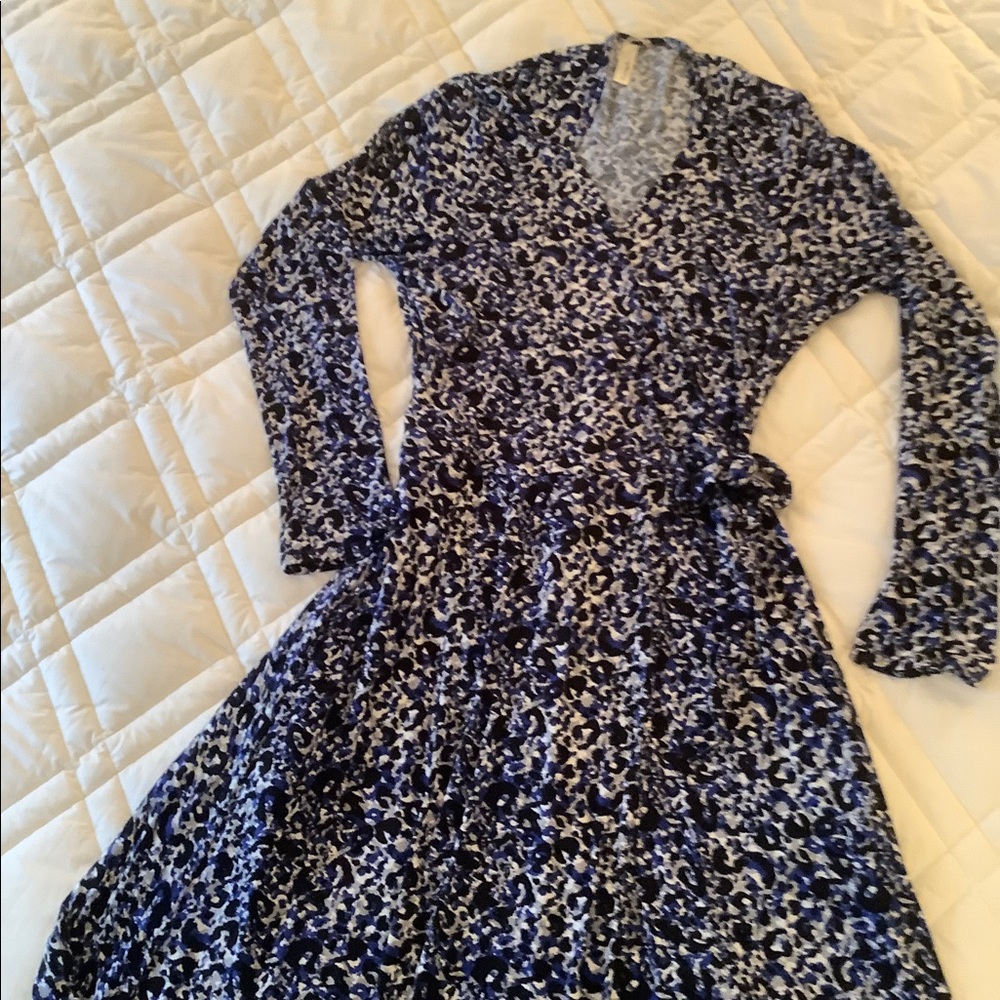 🌀🌀Flattering Wrap Dress